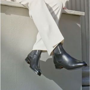 NEW pair of GANT. boots 40